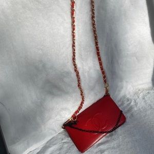 CHANEL CC Logos Quilted  Wallet crossbody caviar